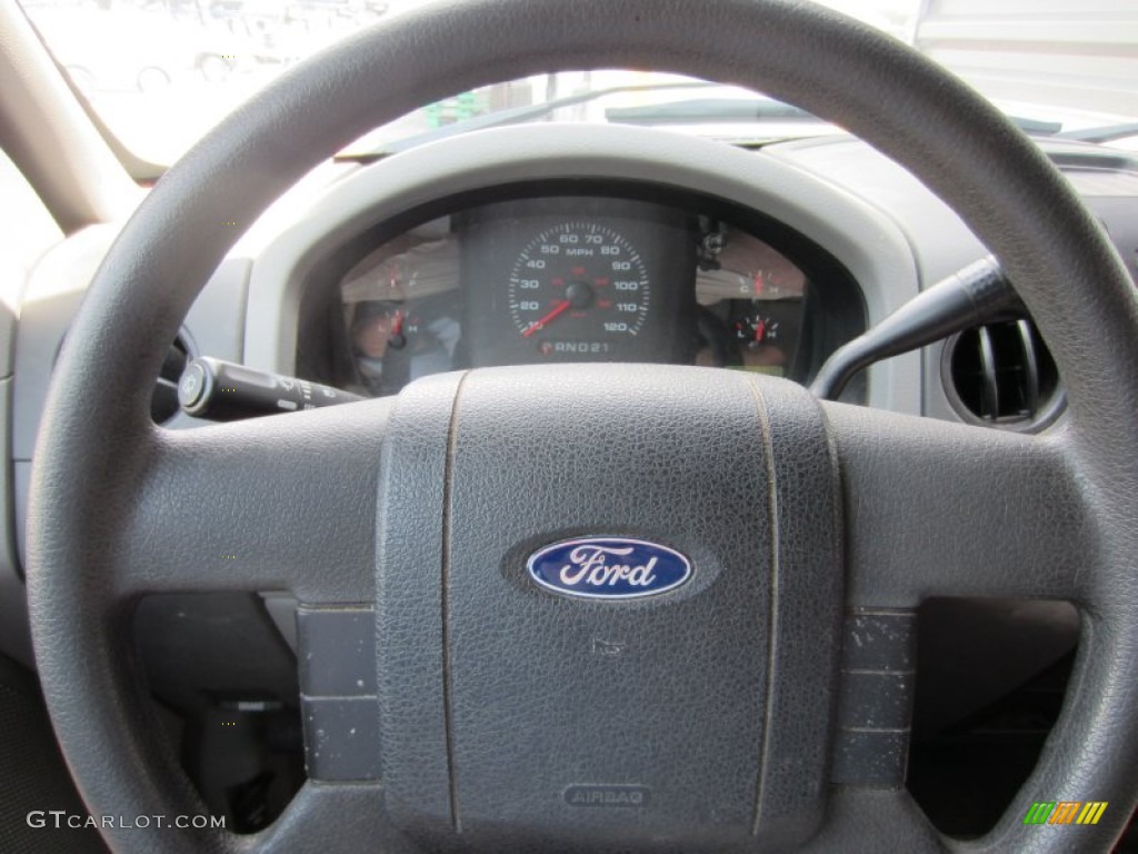 2004 F150 STX Regular Cab 4x4 - Bright Red / Medium Graphite photo #23