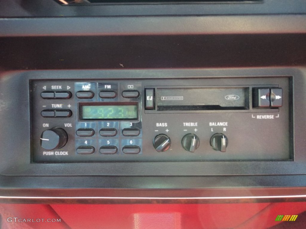 1990 Ford F350 XLT Crew Cab 4x4 Audio System Photo #53153227