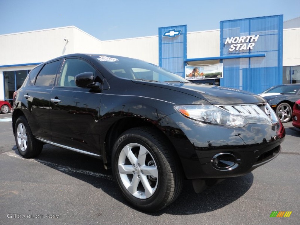 Super Black Nissan Murano