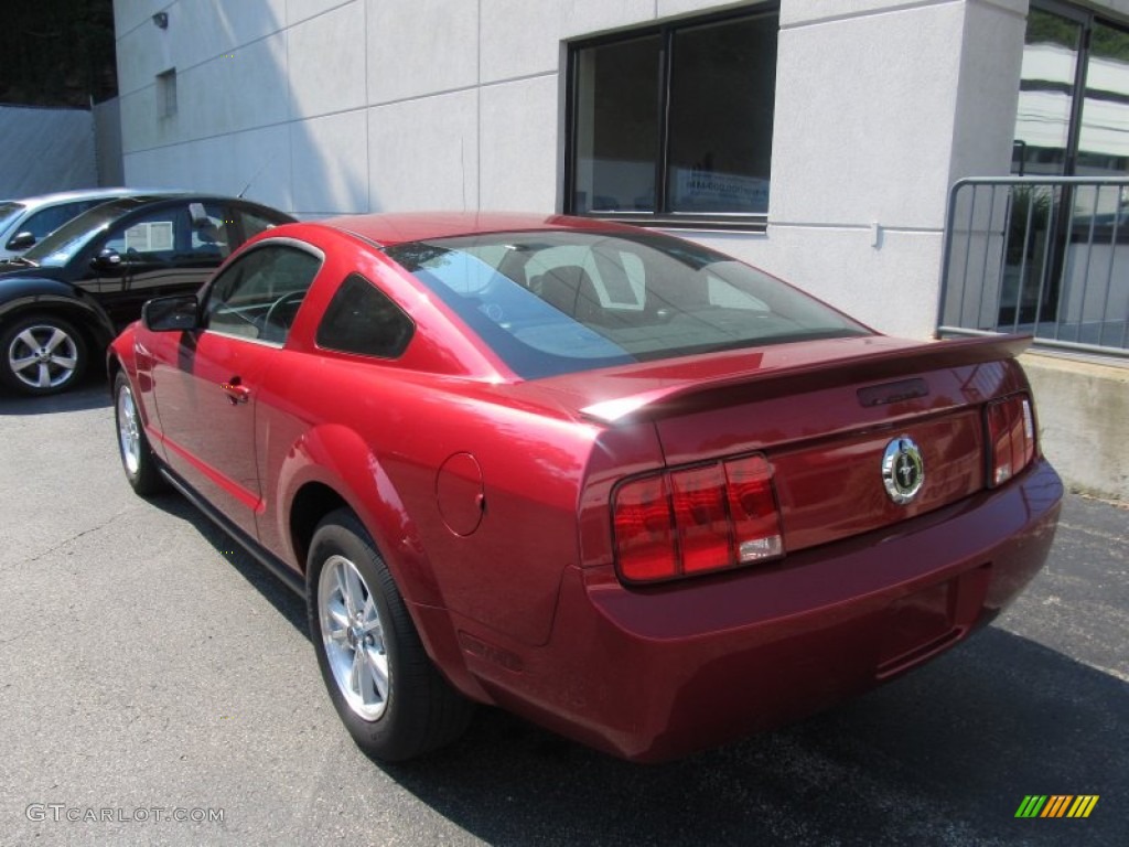 2007 Mustang V6 Deluxe Coupe - Redfire Metallic / Dark Charcoal photo #3