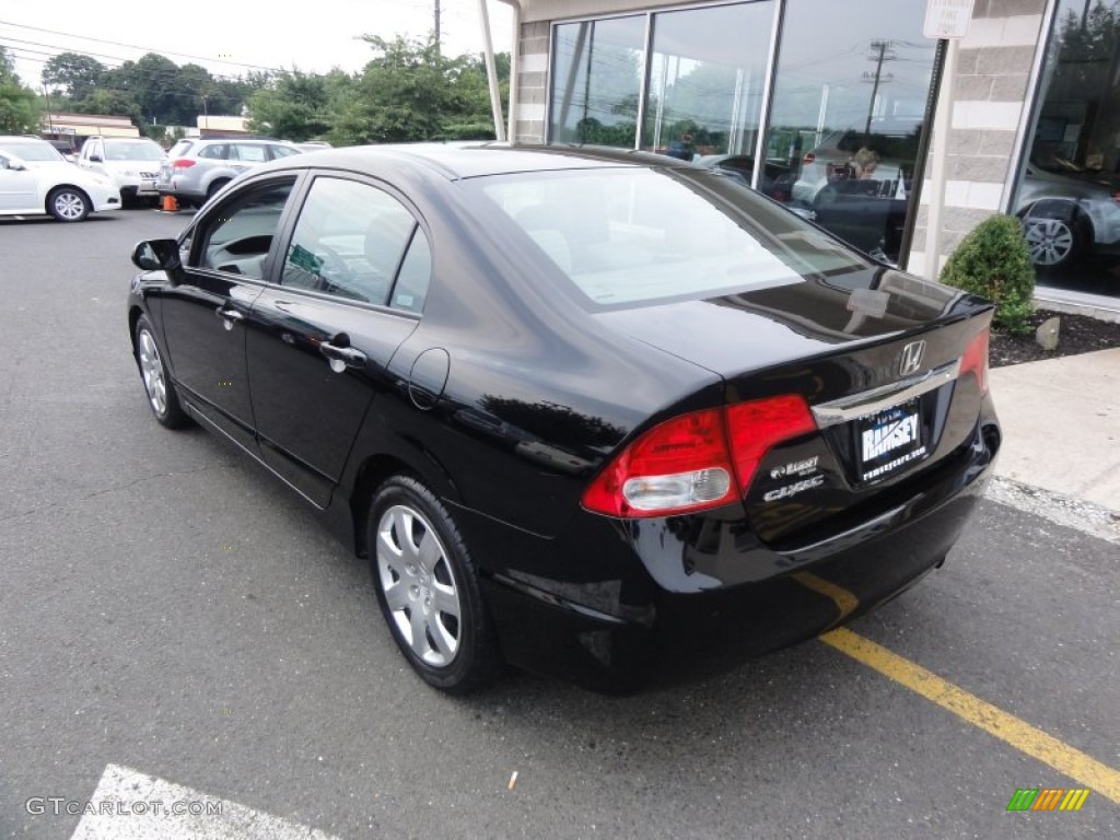 2009 Civic LX Sedan - Crystal Black Pearl / Gray photo #5