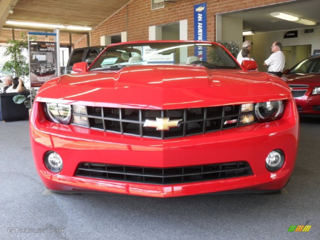 2011 Camaro LT/RS Convertible - Victory Red / Beige photo #4