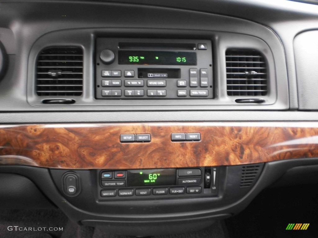 2006 Grand Marquis LS - Silver Birch Metallic / Charcoal Black photo #30