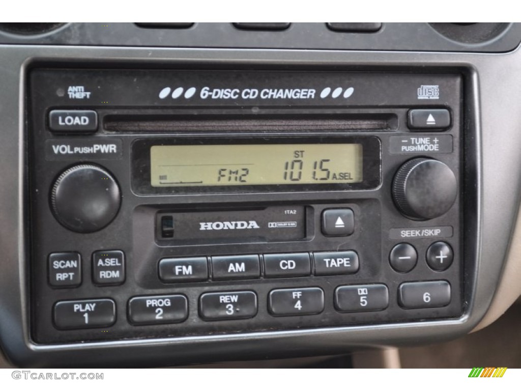 2002 Honda Accord EX Coupe Audio System Photo #53162891