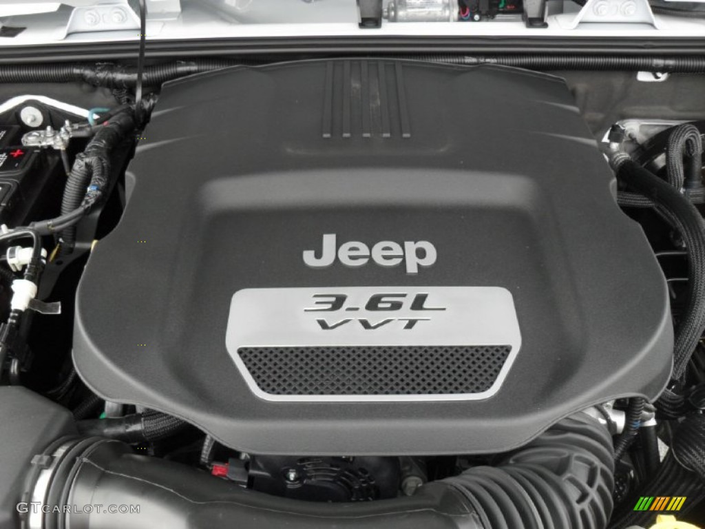 2012 Jeep Wrangler Sahara 4x4 3.6 Liter DOHC 24-Valve VVT Pentastar V6 Engine Photo #53165453