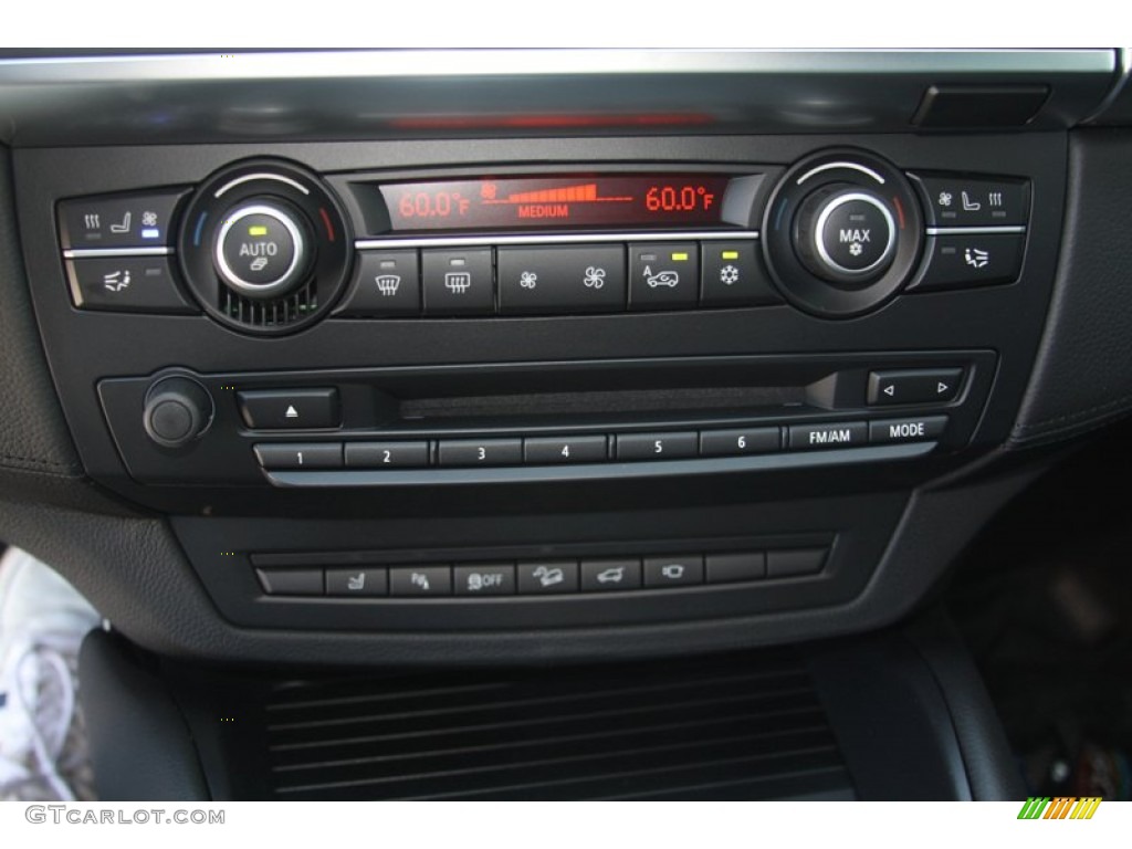 2012 BMW X6 M Standard X6 M Model Controls Photo #53166897