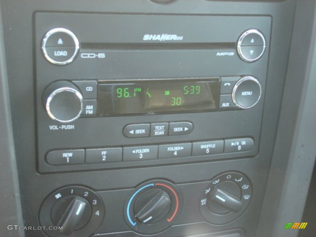 2008 Ford Mustang GT Premium Coupe Audio System Photo #53172598