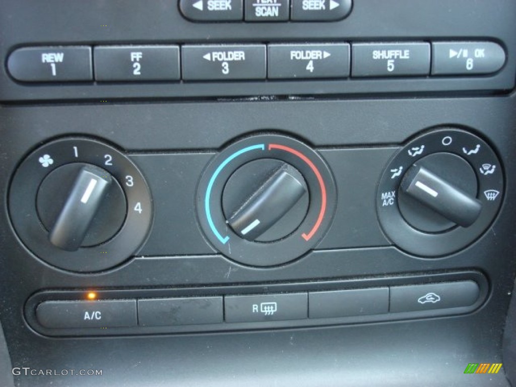 2008 Ford Mustang GT Premium Coupe Controls Photo #53172613
