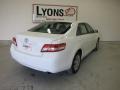 Super White - Camry XLE Photo No. 16