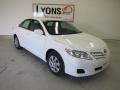 Super White - Camry XLE Photo No. 18