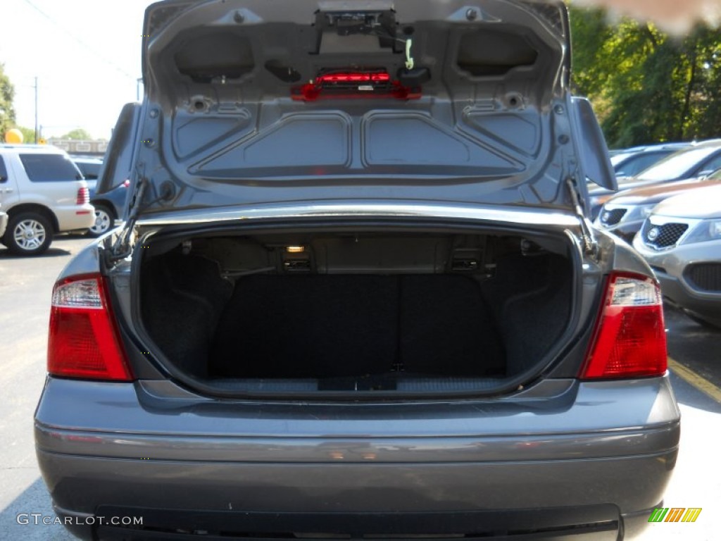 2005 Focus ZX4 ST Sedan - Liquid Grey Metallic / Charcoal/Red photo #6