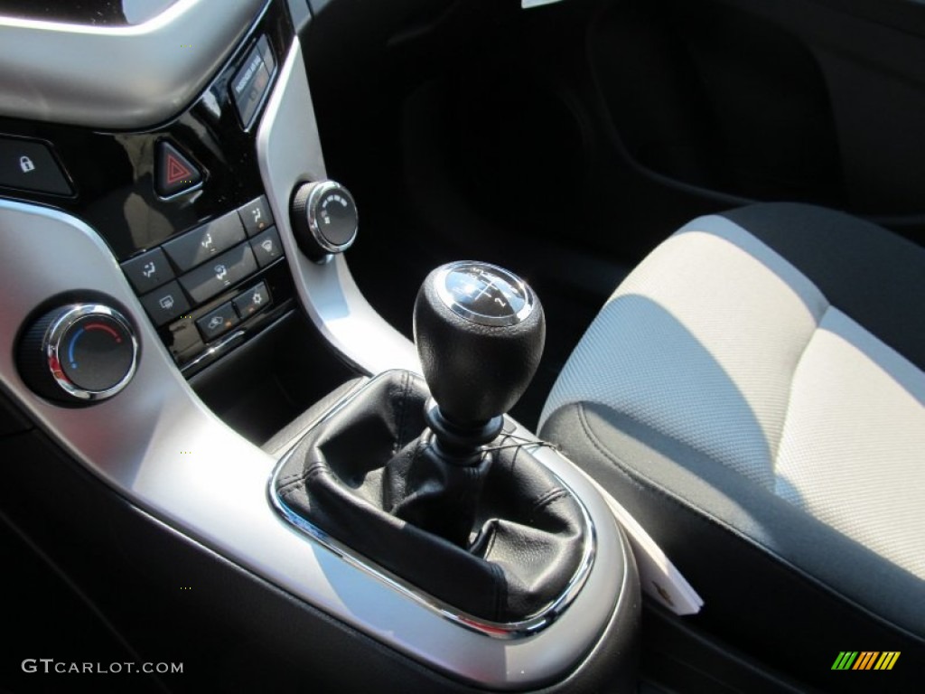 2012 Chevrolet Cruze LS 6 Speed Manual Transmission Photo #53177135