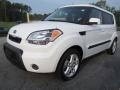 2010 Clear White Kia Soul +  photo #3