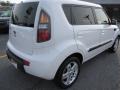 2010 Clear White Kia Soul +  photo #7