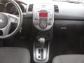 2010 Clear White Kia Soul +  photo #16