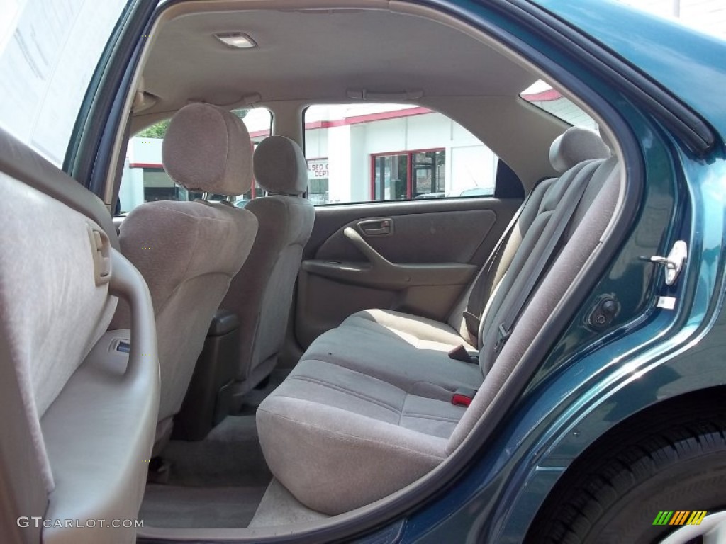 1998 Camry LE - Dark Green Metallic / Oak photo #13