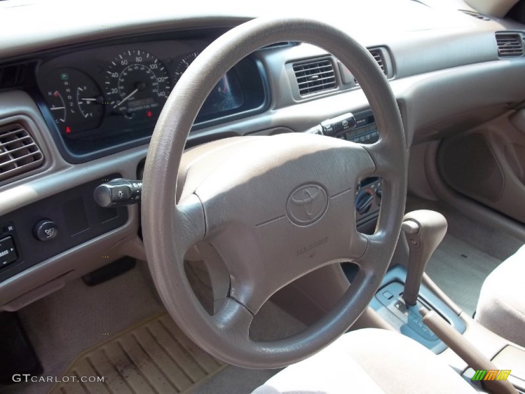 1998 Camry LE - Dark Green Metallic / Oak photo #23