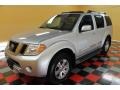 2008 Silver Lightning Nissan Pathfinder LE 4x4  photo #2