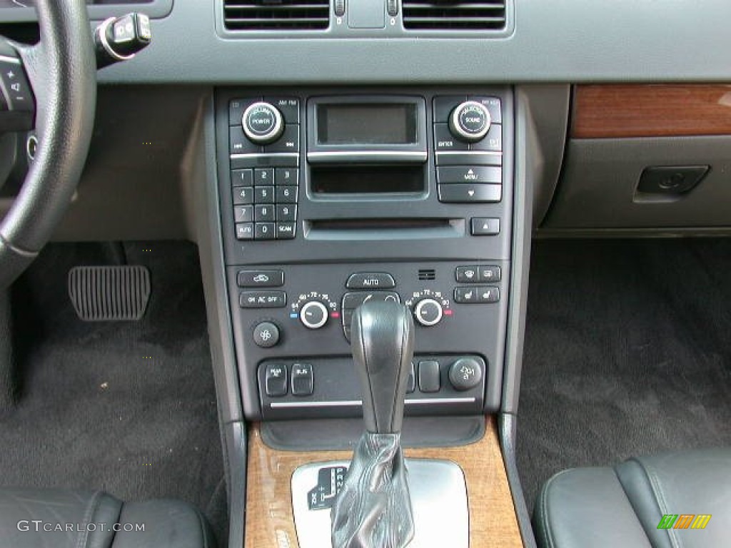 2008 XC90 3.2 AWD - Silver Metallic / Off Black photo #22