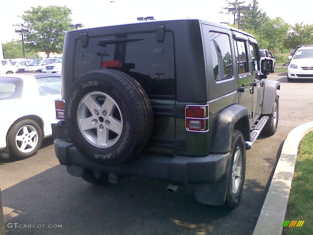 2008 Wrangler Unlimited X 4x4 - Jeep Green Metallic / Dark Slate Gray/Med Slate Gray photo #3