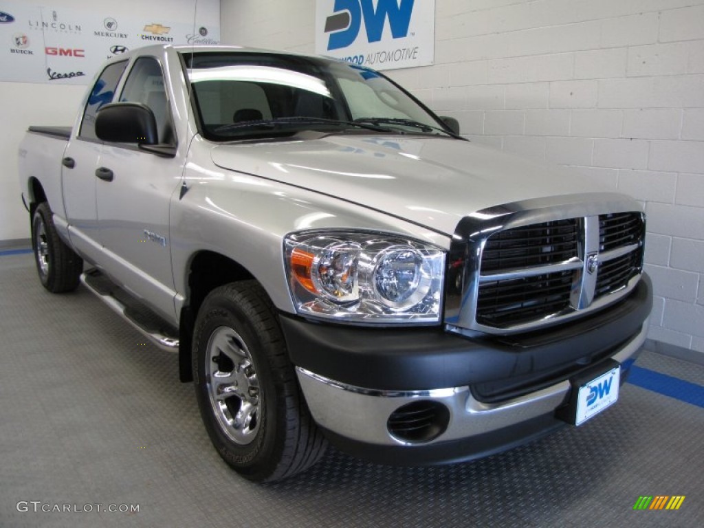 2008 Ram 1500 SXT Quad Cab 4x4 - Bright Silver Metallic / Medium Slate Gray photo #1