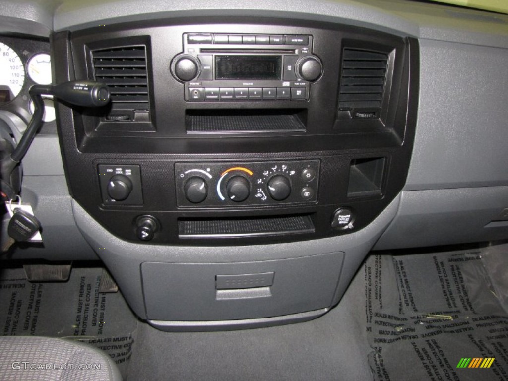 2008 Ram 1500 SXT Quad Cab 4x4 - Bright Silver Metallic / Medium Slate Gray photo #10
