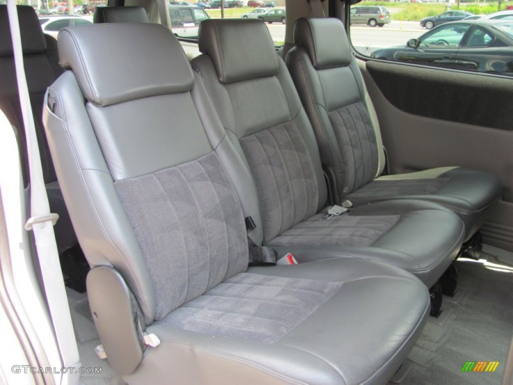 Medium Gray Interior 2001 Chevrolet Venture LS Photo #53183870