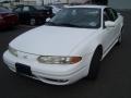 2002 Arctic White Oldsmobile Alero GL Sedan  photo #1