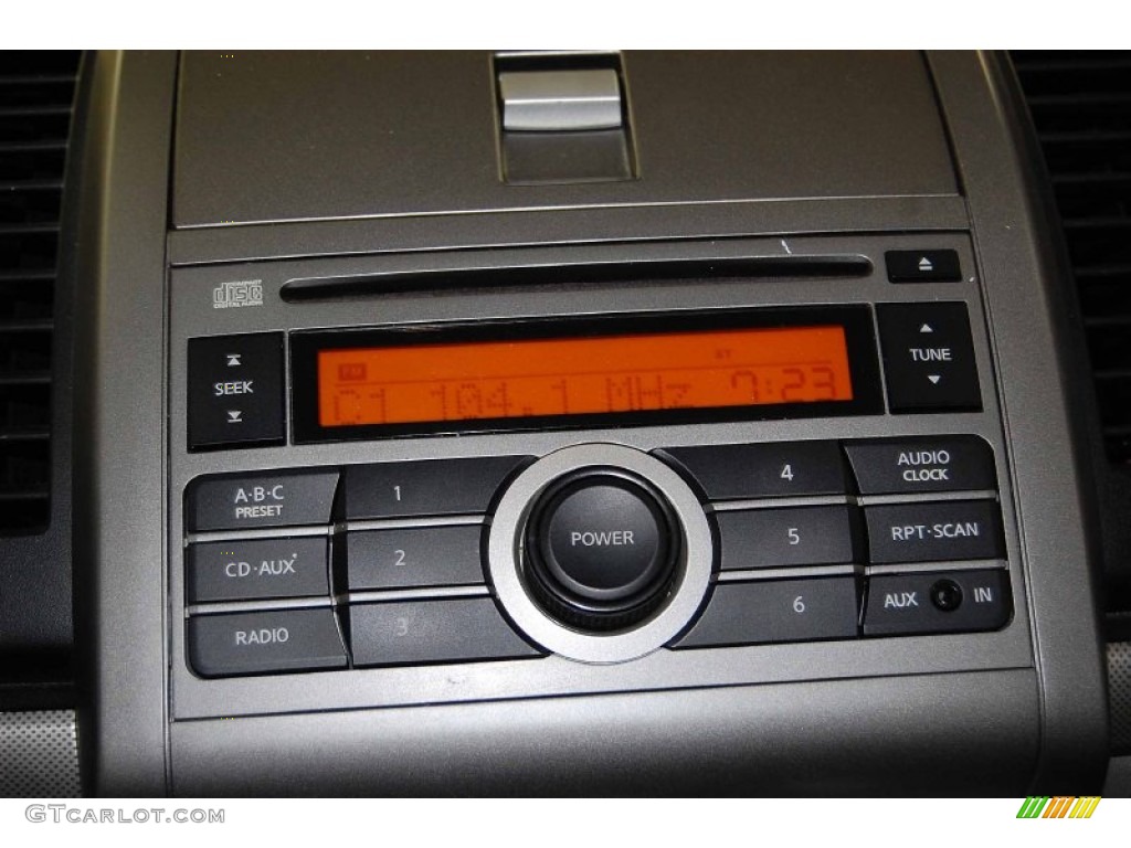 2007 Sentra 2.0 - Fresh Powder White / Charcoal/Steel photo #22