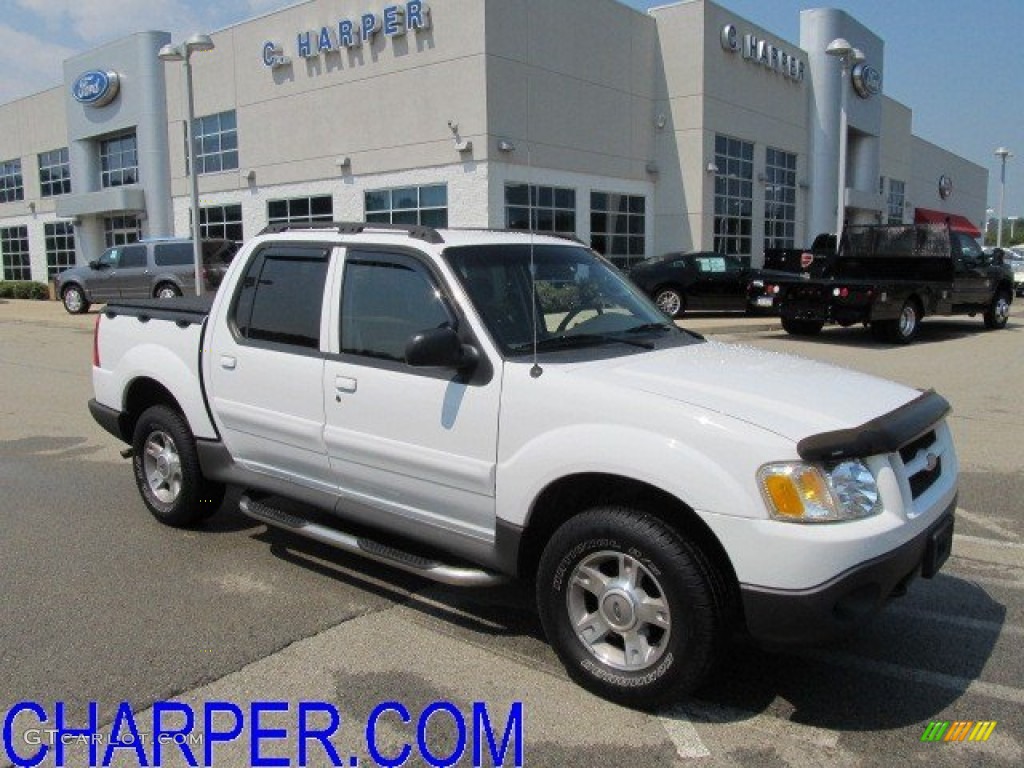 2004 Explorer Sport Trac XLT 4x4 - Oxford White / Medium Dark Flint/Dark Flint photo #1