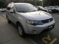 Cool Silver Metallic - Outlander ES 4WD Photo No. 4