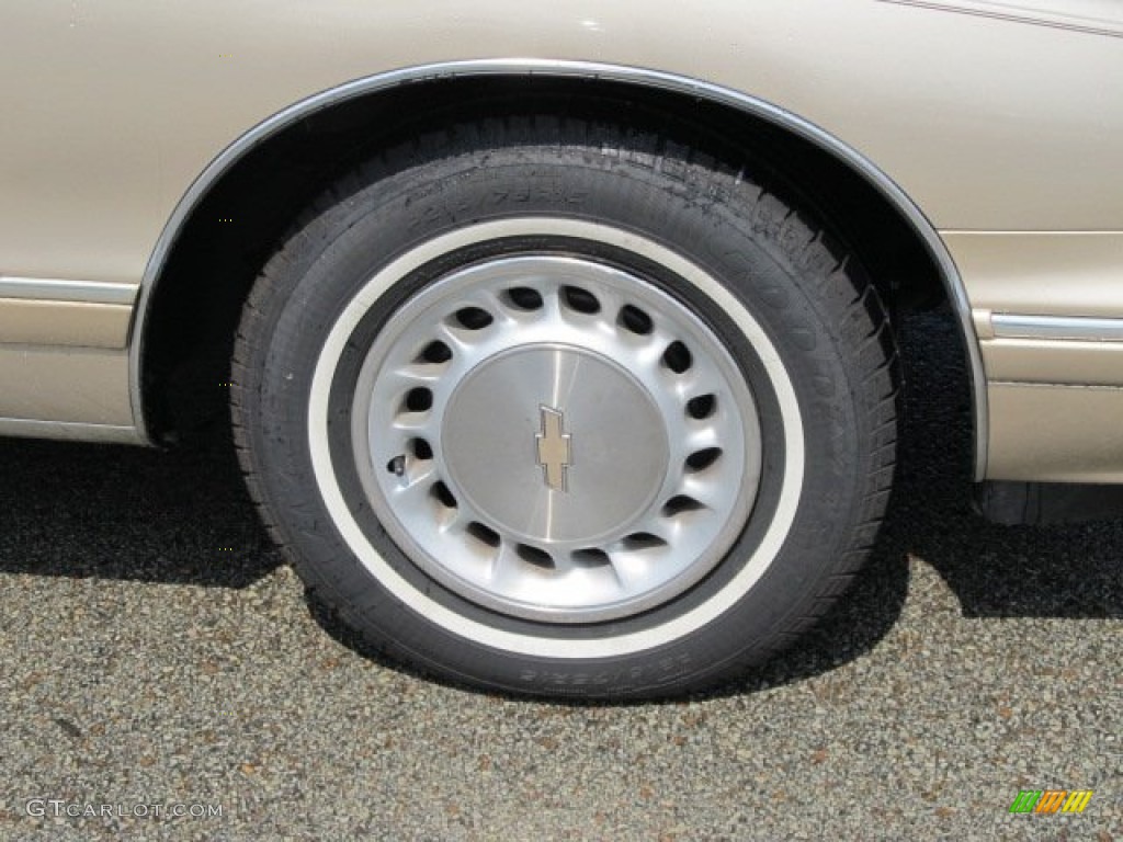 1995 Caprice Classic Sedan - Light Driftwood Metallic / Tan photo #3