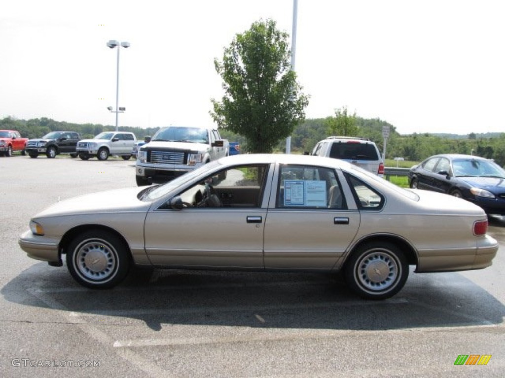 1995 Caprice Classic Sedan - Light Driftwood Metallic / Tan photo #6