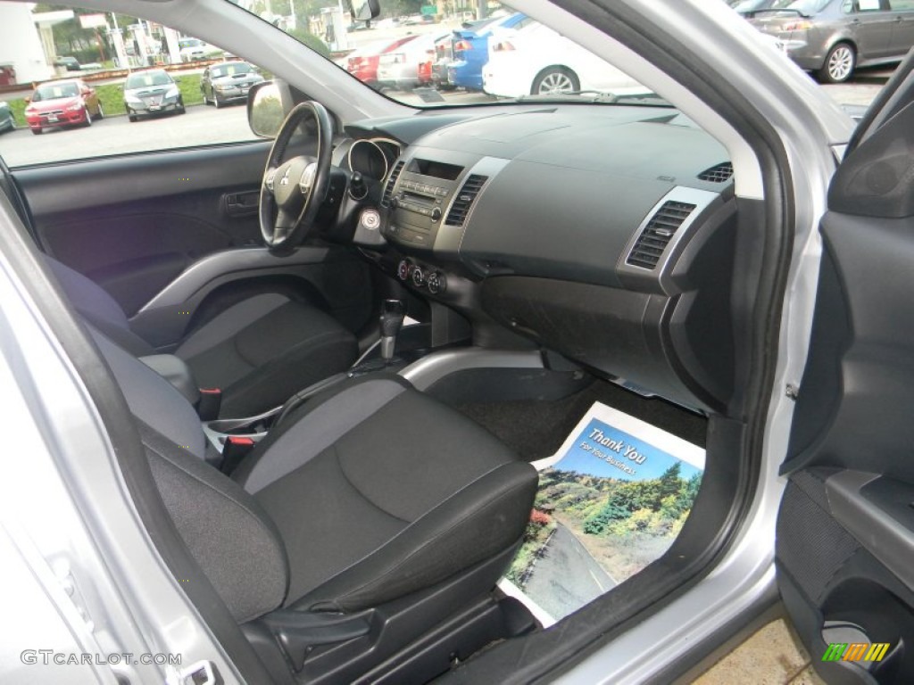 Black Interior 2008 Mitsubishi Outlander ES 4WD Photo #53187848