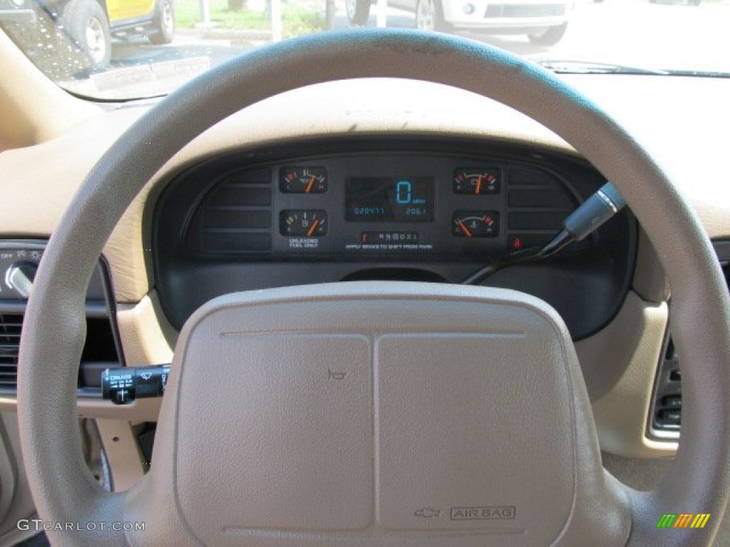 1995 Caprice Classic Sedan - Light Driftwood Metallic / Tan photo #18