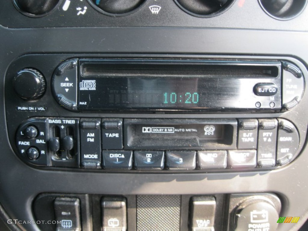 2003 Chrysler PT Cruiser GT Audio System Photo #53188385