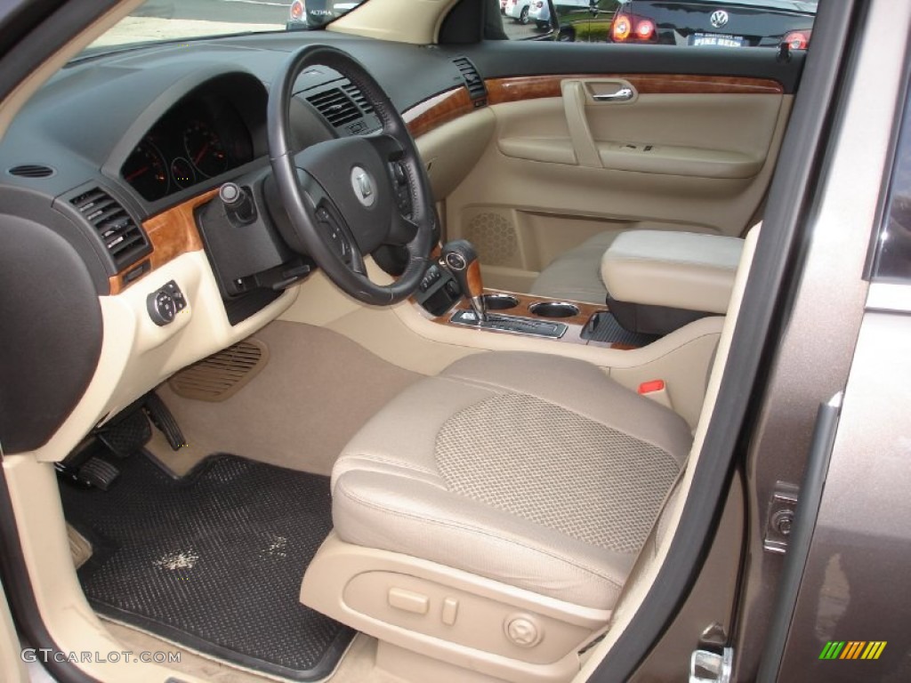 Tan Interior 2008 Saturn Outlook XR Photo #53188562