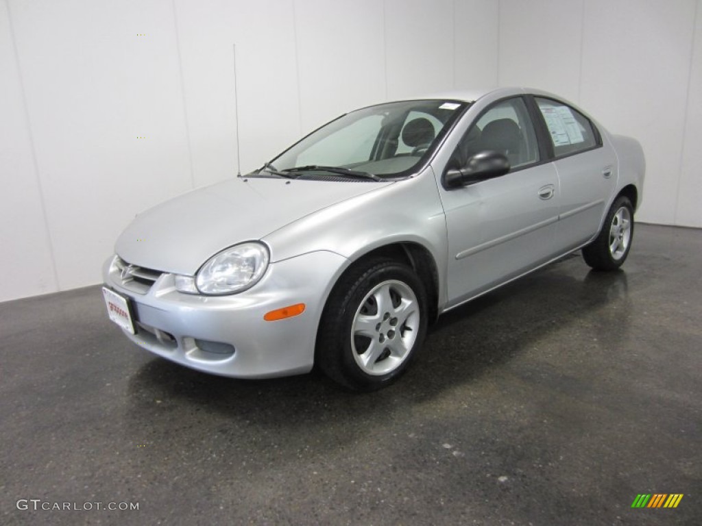 2002 Dodge Neon SE Exterior Photos