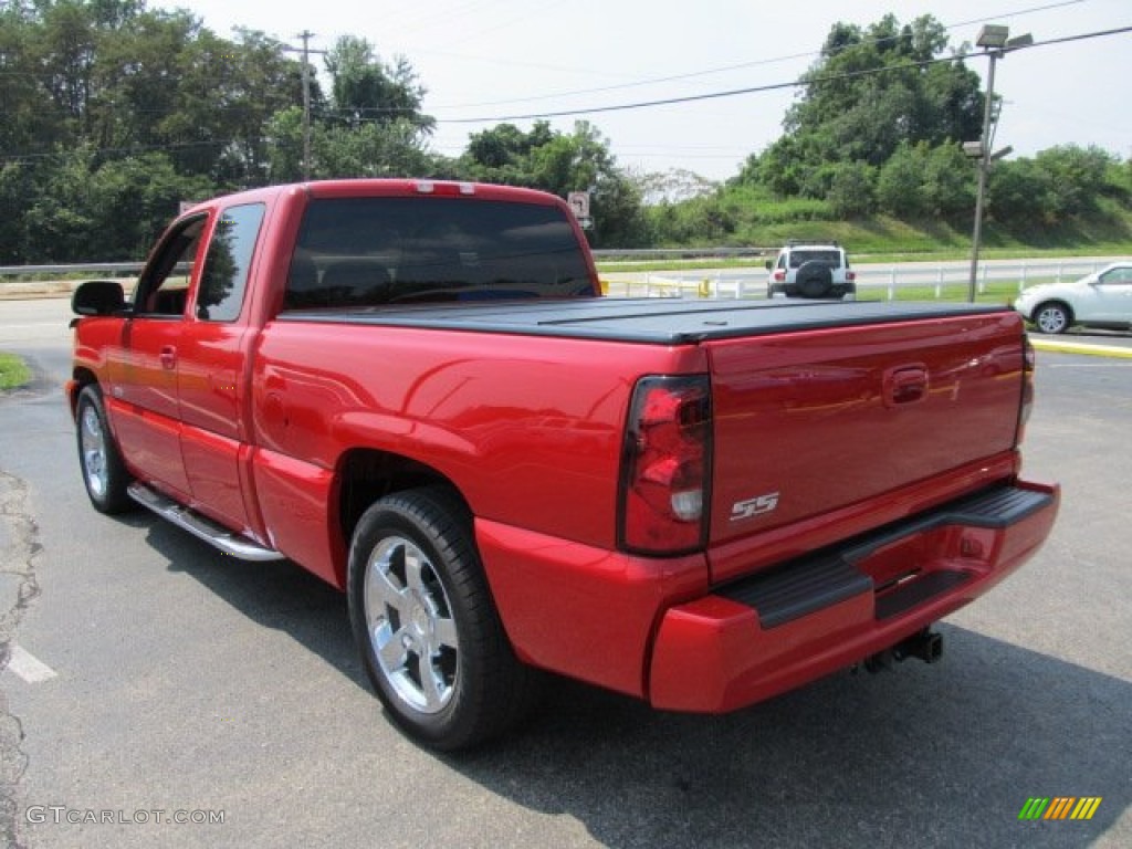 Victory Red 2004 Chevrolet Silverado 1500 SS Extended Cab AWD Exterior Photo #53189339
