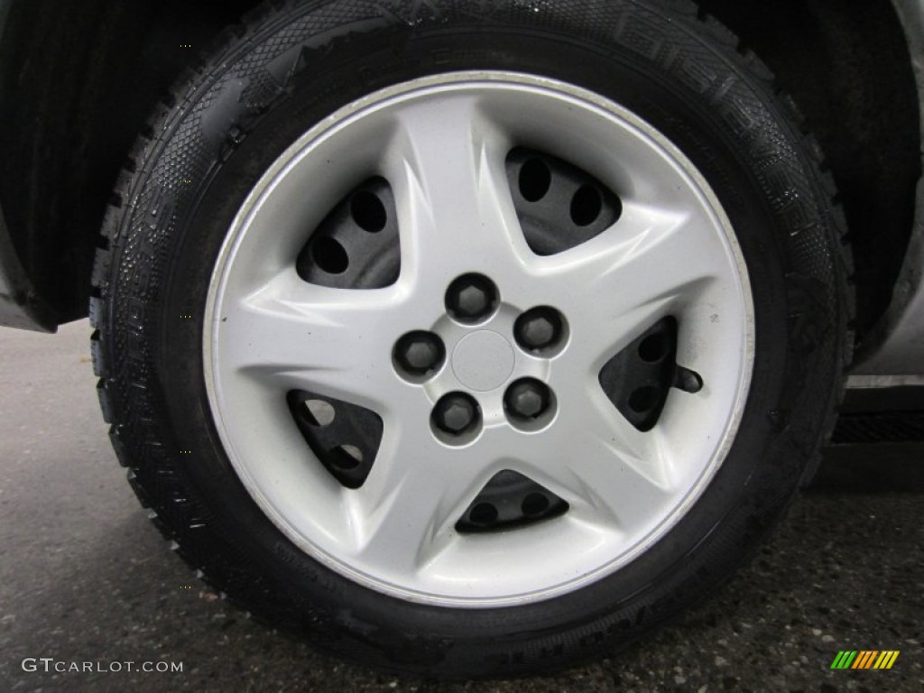 2002 Dodge Neon SE Wheel Photos