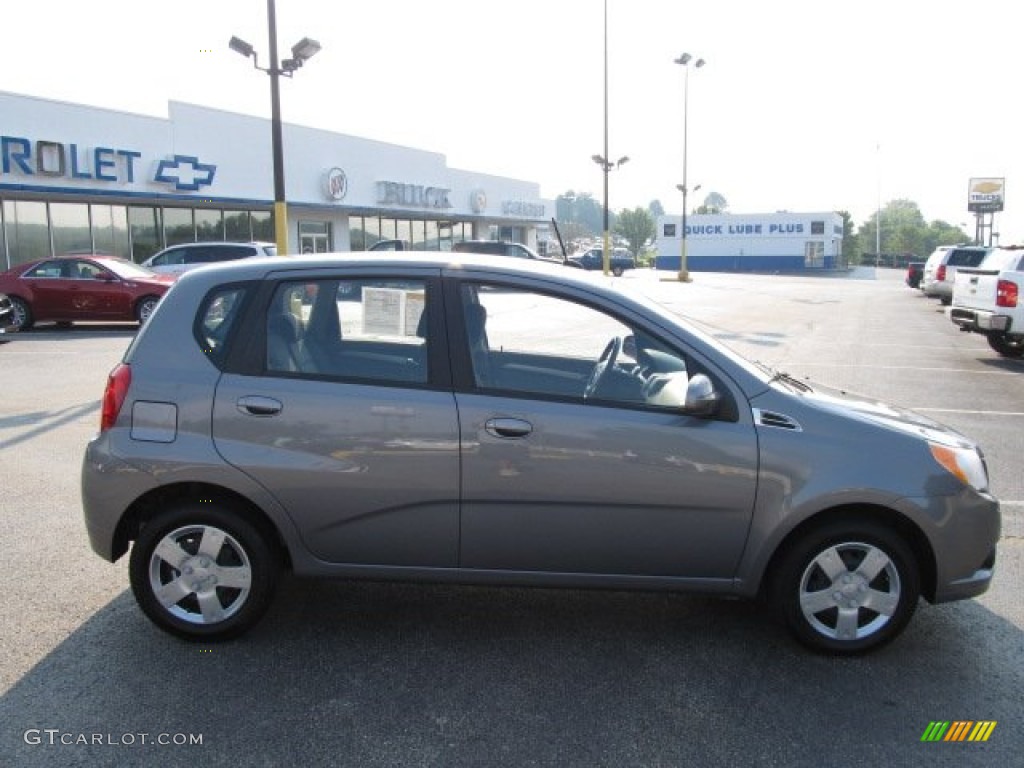 2010 Aveo Aveo5 LT - Medium Gray / Charcoal photo #2