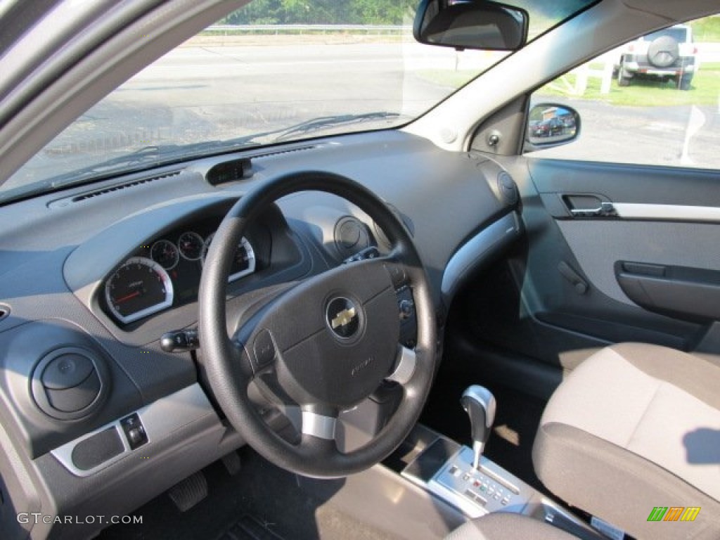 2010 Aveo Aveo5 LT - Medium Gray / Charcoal photo #13