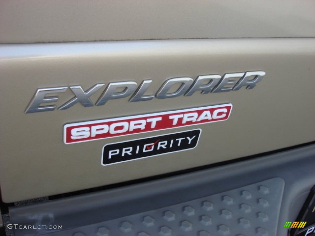 2002 Explorer Sport Trac  - Harvest Gold Metallic / Medium Prairie Tan photo #18