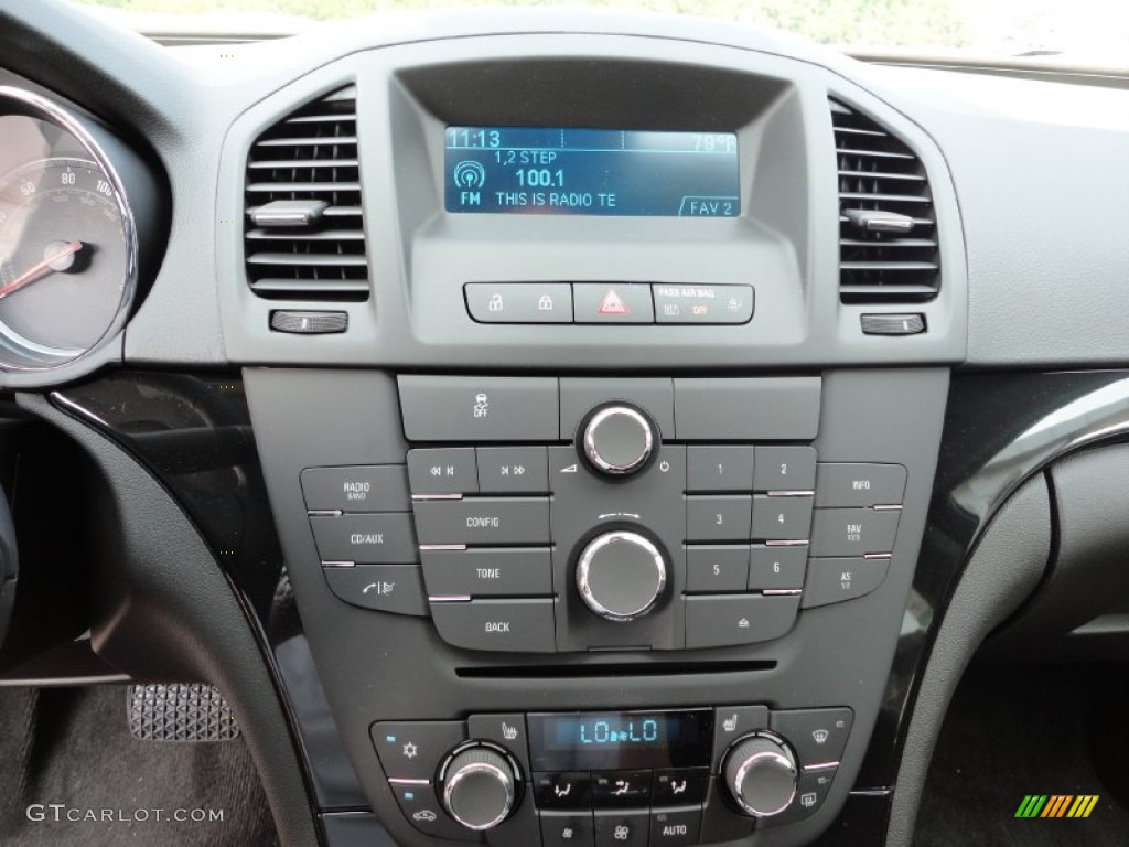 2011 Buick Regal CXL Controls Photo #53195612