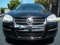 Black - Jetta SE Sedan Photo No. 14