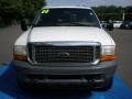 Oxford White - Excursion XLT 4x4 Photo No. 4