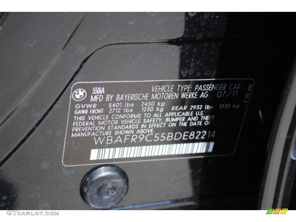 2011 5 Series 550i Sedan - Black Sapphire Metallic / Oyster/Black photo #11