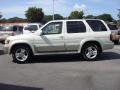 2002 Ivory Pearl Infiniti QX4 4x4  photo #3