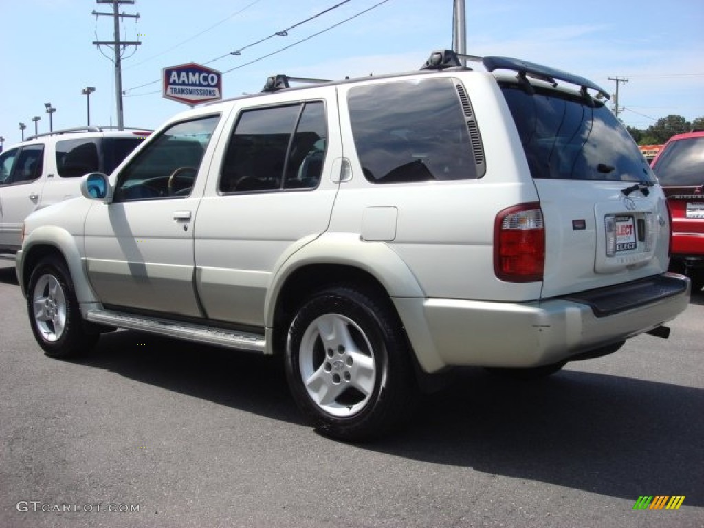 2002 QX4 4x4 - Ivory Pearl / Stone Beige photo #4