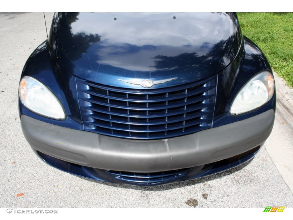 2002 PT Cruiser Limited - Patriot Blue Pearlcoat / Gray photo #15